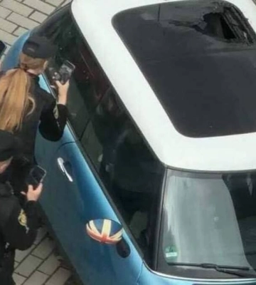 У дворі ЖК «Америка» у Львові в автомобілі знайшли застреленого чоловіка