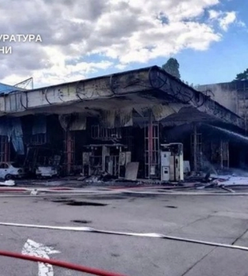 У Києві засуджено водія, який влетів у АЗС, спричинивши смерть свого 17-річного брата (ВІДЕО)