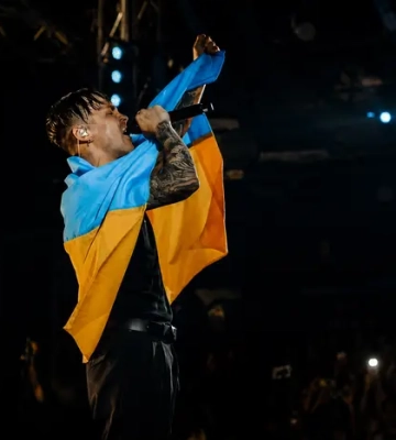 Росія відкрила справу проти українського співака та оголосила його в розшук