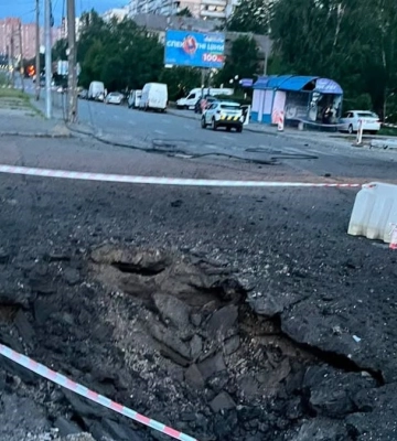 ДСНС: Через російську атаку на Київ постраждали вже 10 людей, серед них дитина