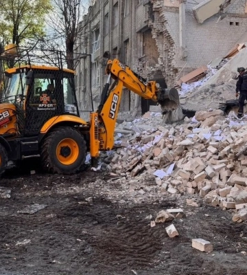 Росіяни за добу атакували 51 населений пункт Запорізької області: одна людина загинула, 30 поранені