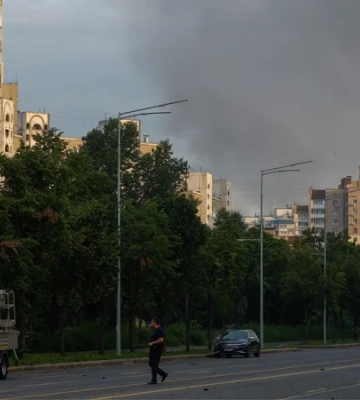 У Києві змінили рух громадського транспорту після нічого ракетного удару РФ