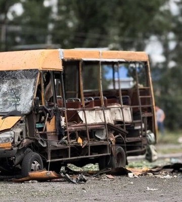 Росіяни вгатили КАБами по Сумах – четверо загиблих