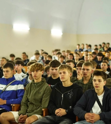 До Львівського ліцею імені Героїв Крут зарахували рекордну кількість дівчат