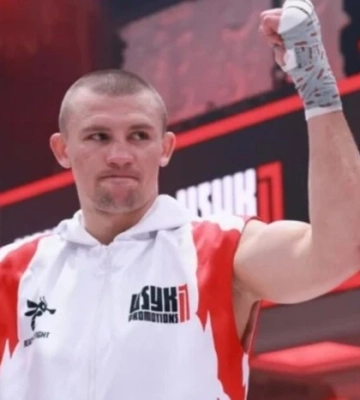 Стало відомо, коли Хижняк проведе другий бій у професійному боксі