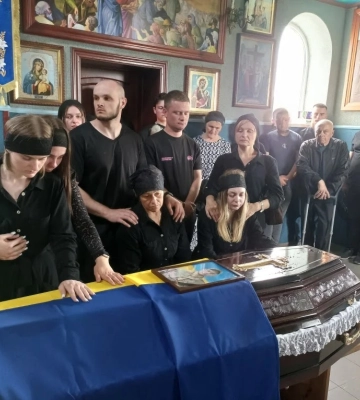 На 25-річчя йому подарували човен, але він так і не встиг вийти на воду»: спогади про полеглого Героя з Волині Артура Фринаса