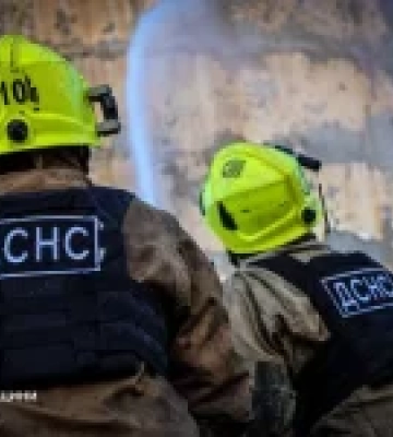 На Полтавщині рятувальники загасили пожежу після ворожої атаки