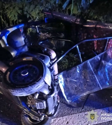На Вінниччині внаслідок зіткнення з автомобілем на місці ДТП загинув водій трициклу, - поліція