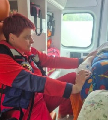 На Закарпатті медики 70 хвилин виборювали життя жінки з інсультом вагою 150 кг