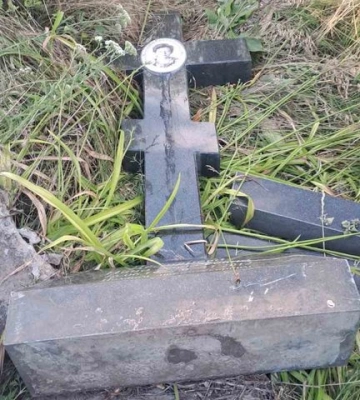 На Харківщині з братської могили зник танк-пам'ятник