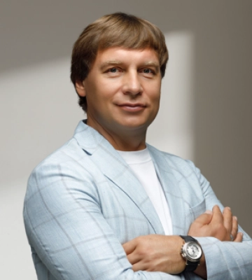 Мільйони на російську пропаганду та податки для окупантів: як власник Favbet Андрій Матюха заробляє в анексованому Криму та на Луганщині