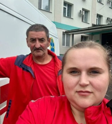 На Рахівщині медики «швидкої» врятували однорічну дитину, яка критично задихалася