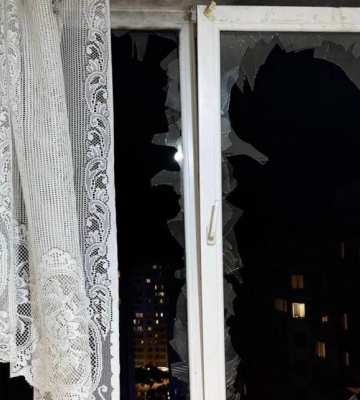 В Одесском районе вражеский дрон попал в многоэтажку