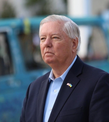 Після смерті Грема Київ опинився перед новою проблемою: Bloomberg оцінив наслідки