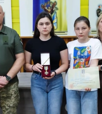 На Волині родині полеглого Героя Руслана Кулеші вручили почесну відзнаку Міноборони