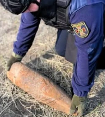 На Волині біля озера знайшли боєприпас часів Другої світової війни
