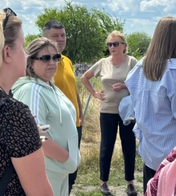 «Іноді заглянеш — видно труни». У Дніпрі рідні полеглих захисників оголосили голодування через неналежний стан поховань