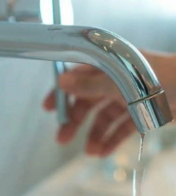 Термінові ремонти у Дніпрі: десятки вулиць залишилися без води