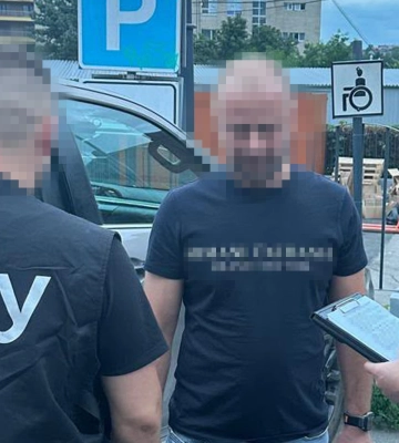 Начальник одного з відділів митного поста «Городок» може втратити все своє майно