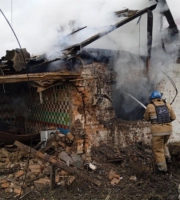 Атака російських дронів: троє миргородців поранені