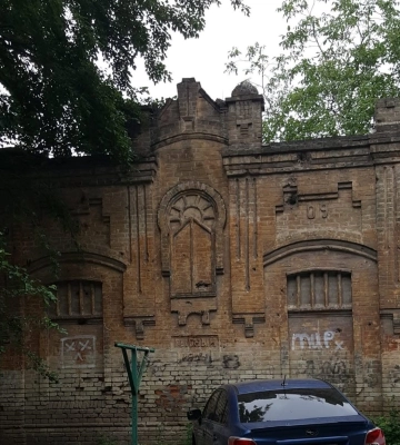 У центрі Черкас збереглася будівля ринку минулого століття (ВІДЕО)
