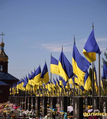 Завтра у Луцьку прощатимуться з Героями Леонідом Матвійчуком та Олександром Єдинаком