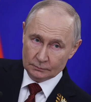 Паливна криза в РФ: Путін заявив про створення нової системи постачання нафтопродуктів до Криму