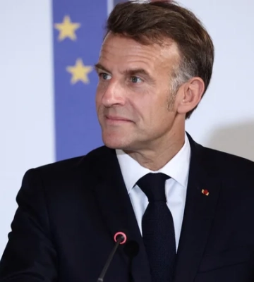 Появятся в украинском небе в 2028—2029 годах. Украина планирует приобрести 16 истребителей Rafale,  — Макрон