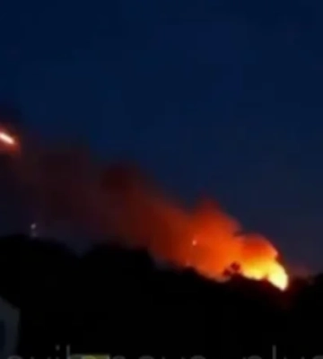 В оккупированном Донецке раздаются взрывы, сообщается о попадании в склад боеприпасов армии РФ