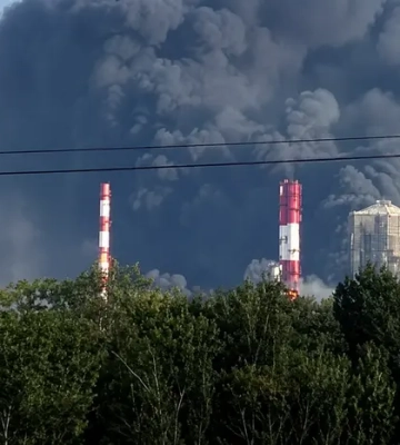 Вибухи від Башкирії до Криму: дрони атакували НПЗ та підстанцію