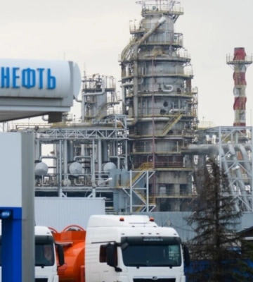 Дроны ночью ударили по Афипскому НПЗ на Кубани и складу россиян в оккупированном Донецке