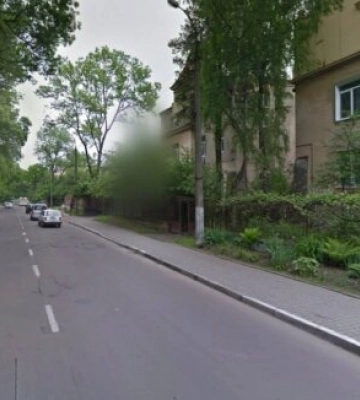 33 секунди біля будинку — штраф 680 грн: суд не скасував покарання