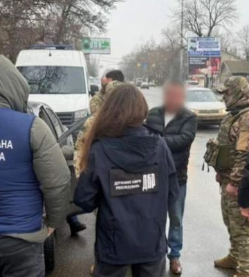 За грузовыми перевозками скрывался еще один бизнес: сколько он брал за проезд в Кишинев