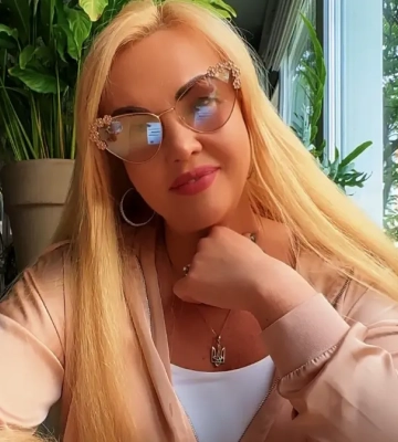 "Пригріла змію": Камалія розкрила шокуючі подробиці зради близької подруги