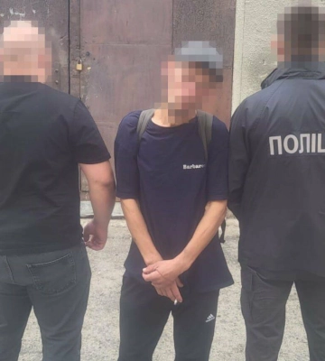 Понад 800 гривень за таблетку з наркотиком: на Львівщині затримано збувача