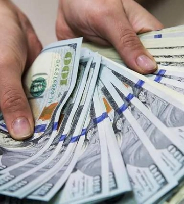 Зарплати під 90 тисяч гривень: назвали сферу, де працівники отримують ледь не найбільше