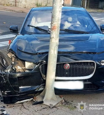 У Житомирі внаслідок ДТП потрапив до реанімації літній чоловік.ФОТО