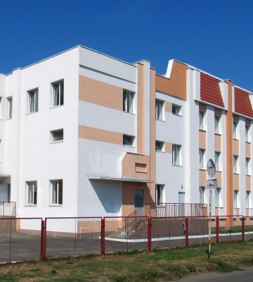 У Черкасах школу №18 перепрофілювали в академічний ліцей: початкові класи переведуть до іншої школи