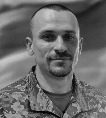 У Черкасах попрощалися із воїном, який загинув на Донеччині