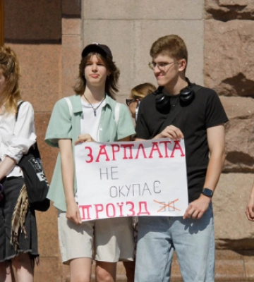 Приватні маршрутки в Києві з 15 липня стануть дешевшими за комунальний транспорт