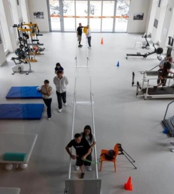 До 800 бесплатных протезирований в год: в Одессе открыли Superhumans Center