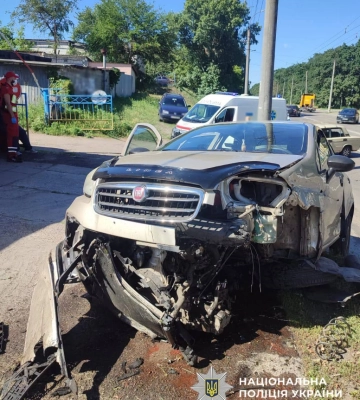 Аварія за участі двох автомобілів сталася у Черкасах: пасажирка у лікарні