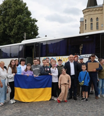 20 волинських дітей з порушеннями розвитку поїхали на оздоровлення до Угорщини