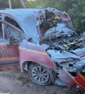Росіяни атакували автомобіль рятувальників на Донеччині