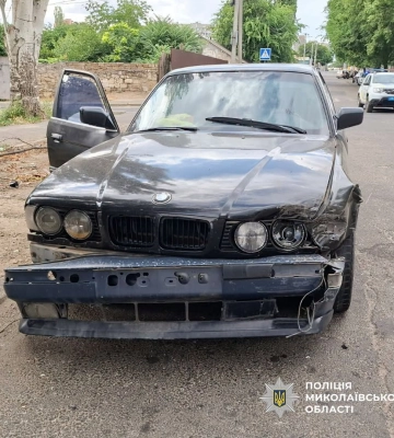 Зазнала травмувань пасажирка легковика: у Миколаєві поліцейські встановлюють обставини ДТП за участі двох автівок
