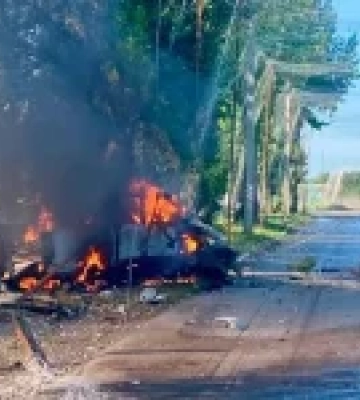 На Донеччині російський FPV-дрон влучив у легковий автомобіль