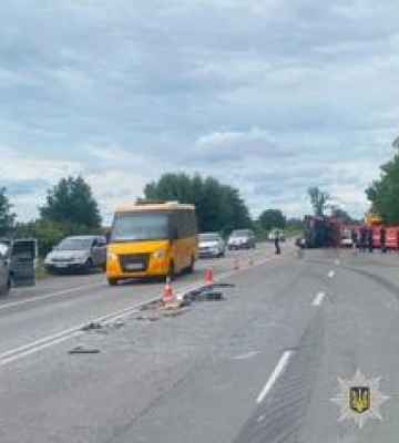 У Полтаві зіткнулися три автомобілі: серед чотирьох постраждалих  10-річна дитина