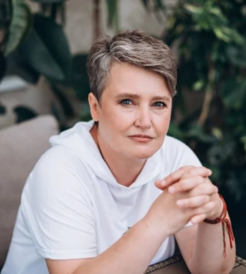 У лікарні померла волонтерка Олена Тарасенко, поранена під час російського обстрілу Херсона