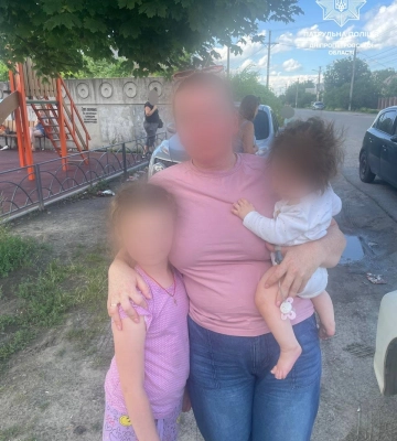 У Дніпрі на майданчику зникла дитина: до пошуків долучились патрульні