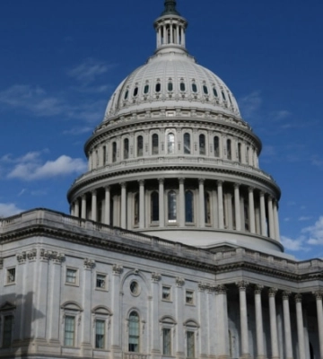 В Сенате США представили обновленный законопроект о санкциях против РФ, который продвигал Грэм. Киев отреагировал